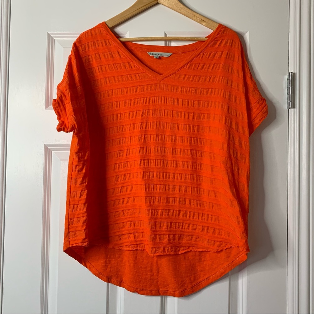 Cleo Vibrant Orange Textured V-Neck Tee Size XL